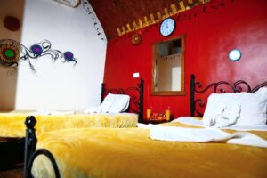 غرفة ديلوكس مزدوجه مع إطلالة جانبيه على البحر (ياقوت)