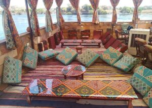 تجربة الإقامة الطويلة في أسوان: متى ولماذا؟